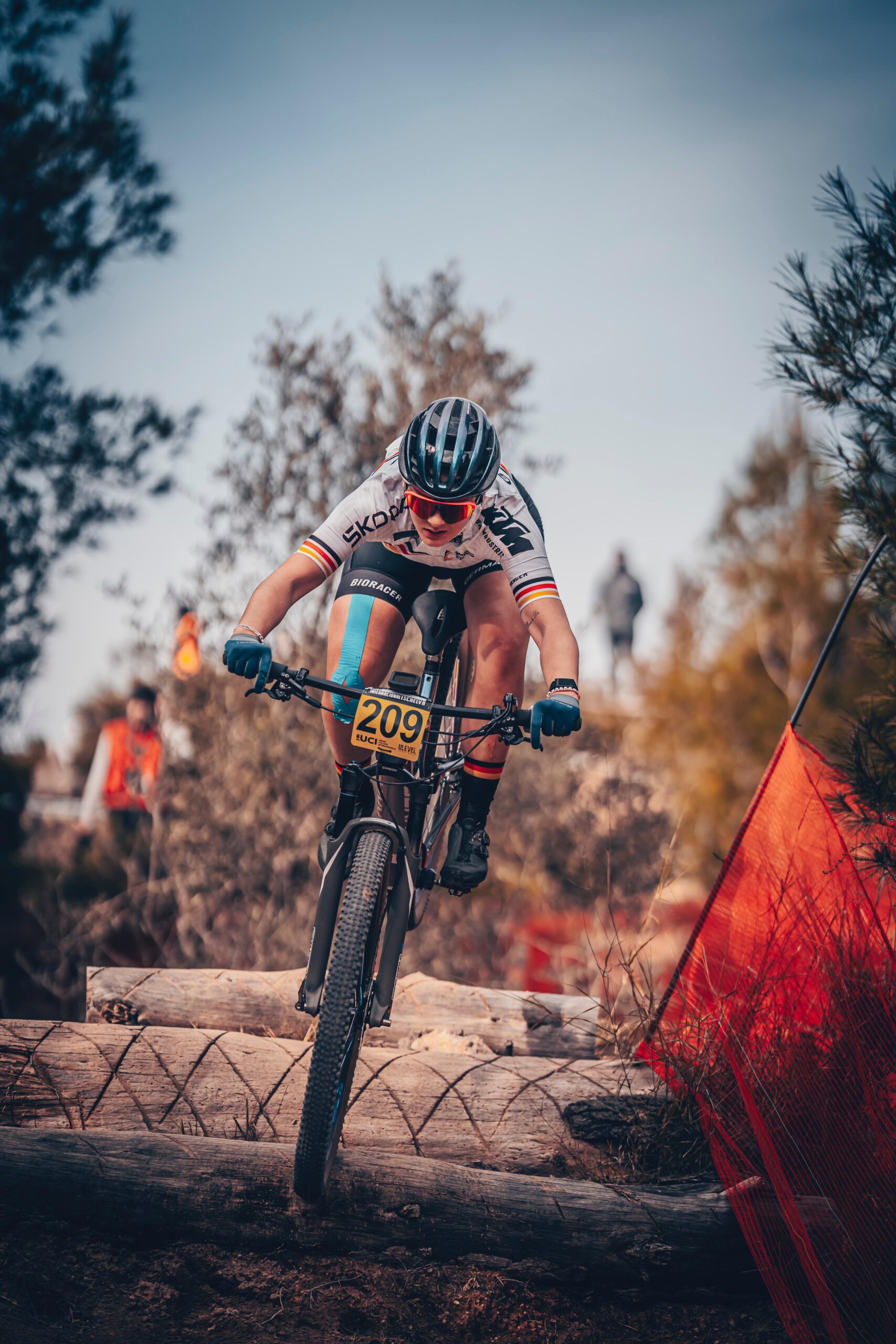 LinaHuber_UCIMTB_Chelva_2026 Extreme Sports Bike